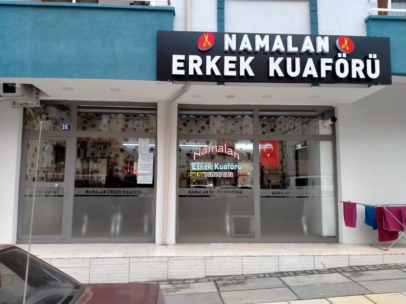 Namalan Erkek Kuaförü dükkân görünümü