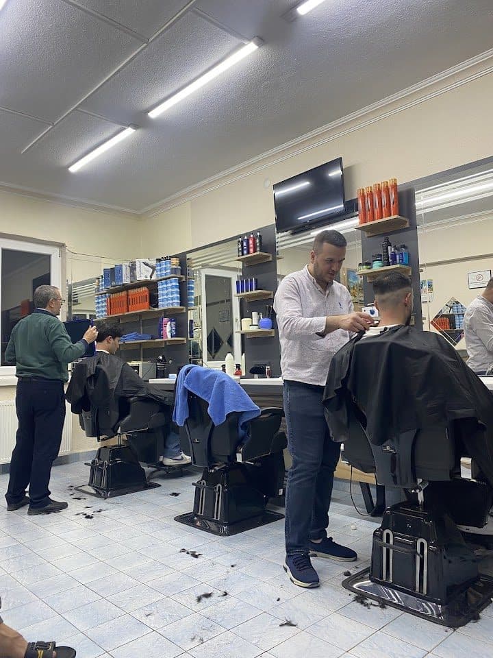 Salon içi — kesim sırasında