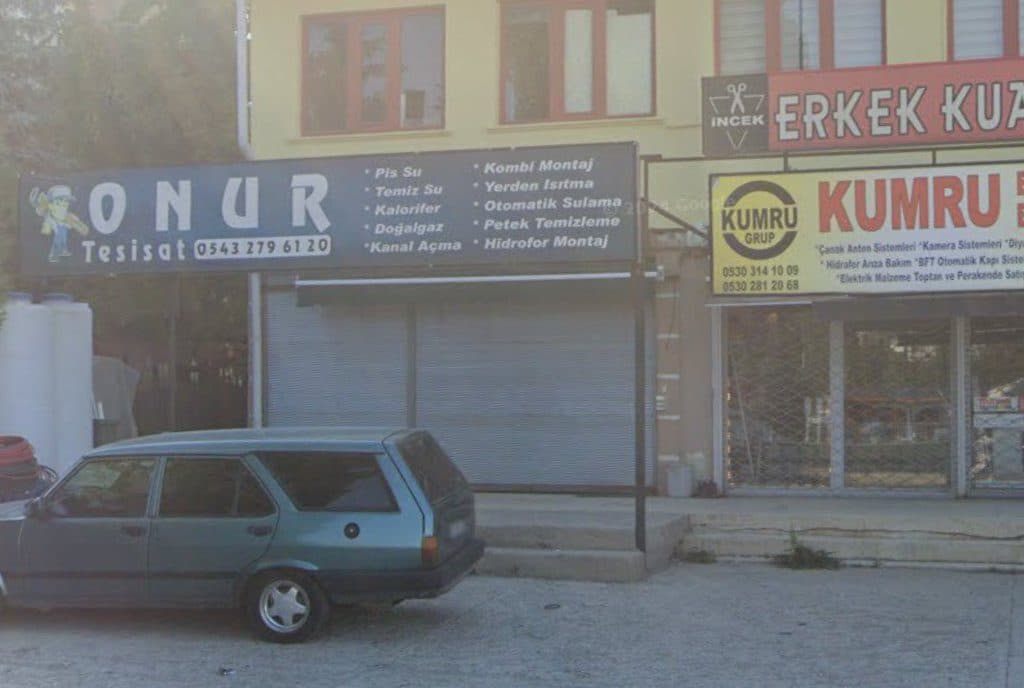 Onur Tesisat dükkan görünümü (Google Street View)