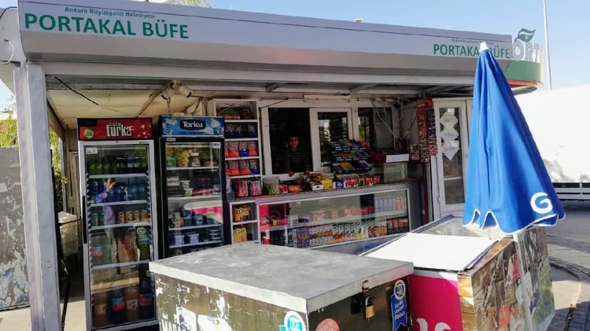 Soğuk içecek dolabı ve tezgah