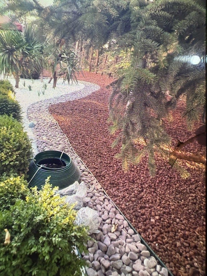 Doğaltaş ile bahçe düzenlemesi