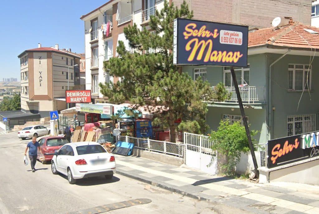 Şehr-i Manav dükkân görünümü (Google Street View)