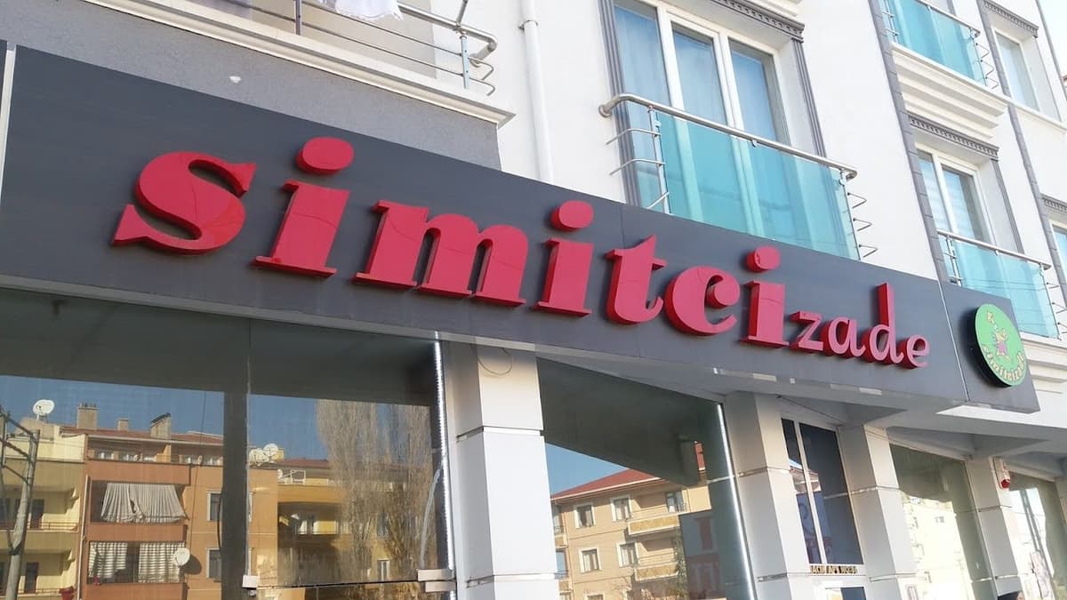 Simitçizade dükkân tabelası