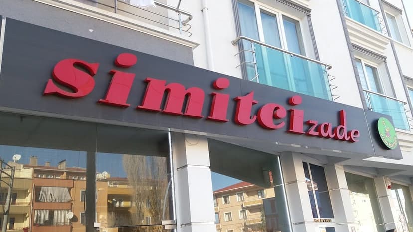 Simitçizade dükkân tabelası