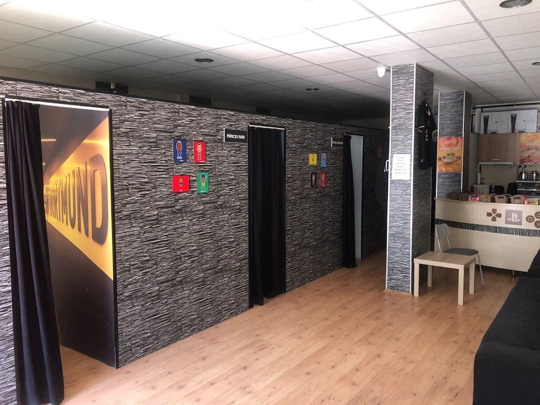 Stadyum adlarıyla anılan özel oyun odaları ve ikram köşesi
