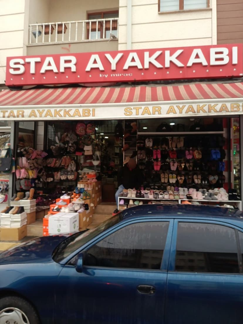 Star Ayakkabı dükkân önü ve ayakkabı reyonu