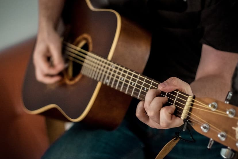 Gitar dersi (temsili görsel)