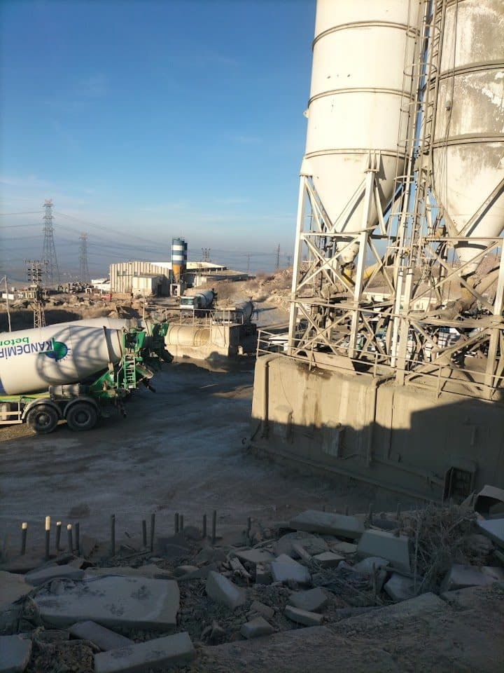 Beton santrali silo görünümü