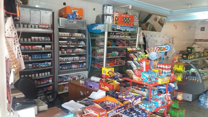 Market reyonları ve raf ürünleri