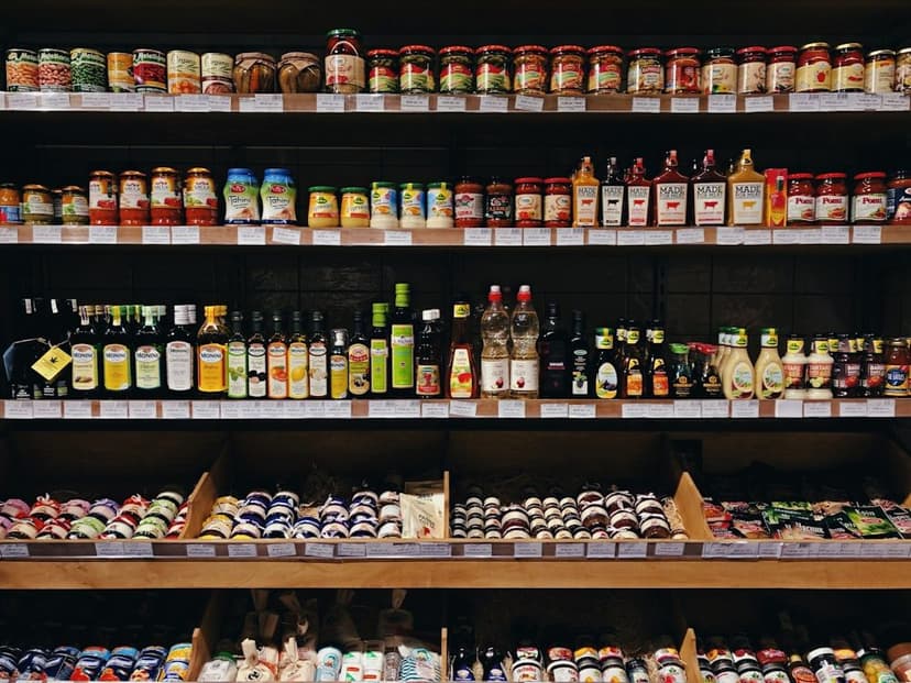 Dolu market rafları (temsili görsel)