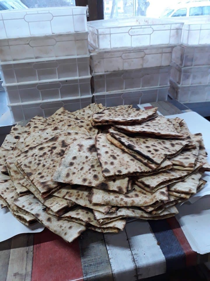 Taze pişmiş ince pide