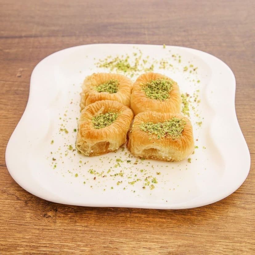 Fıstıklı şerbetli tatlılar