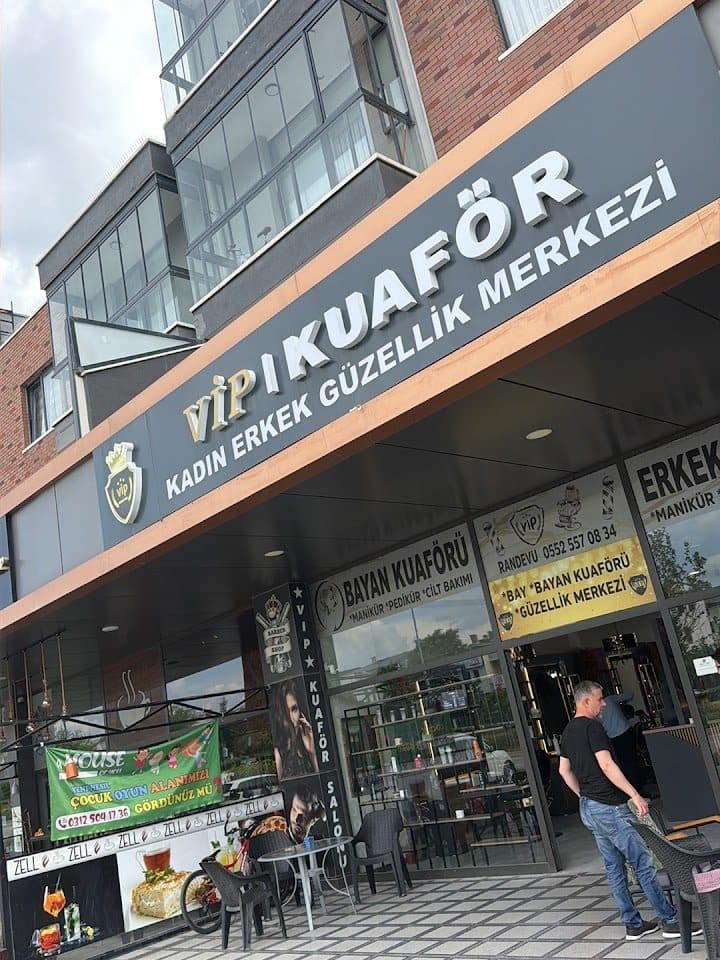 VİP KUAFÖR dükkân görünümü — Seğmenler