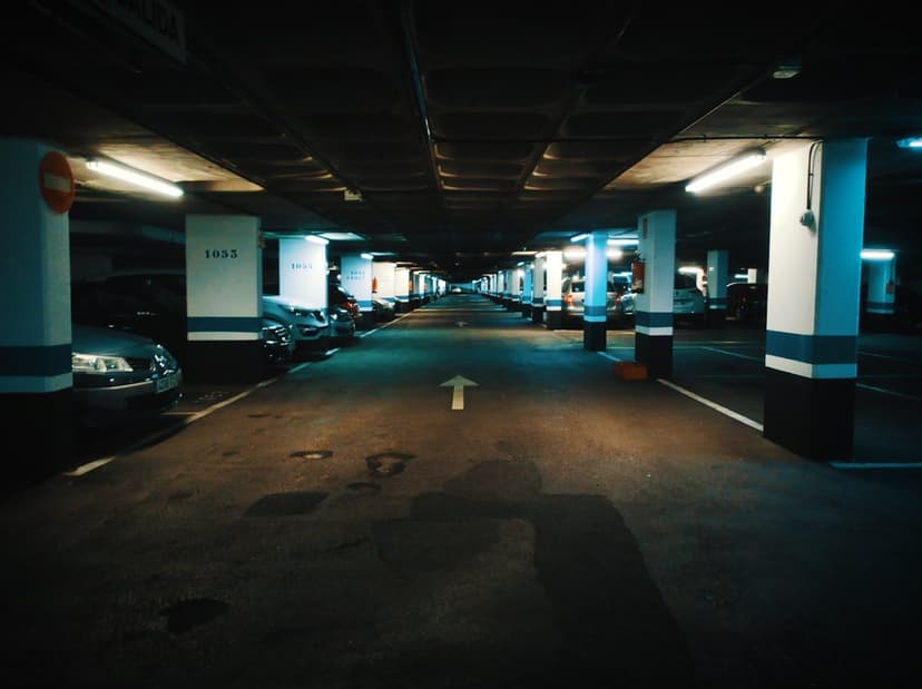 Kapalı otopark genel görünümü (temsili görsel)