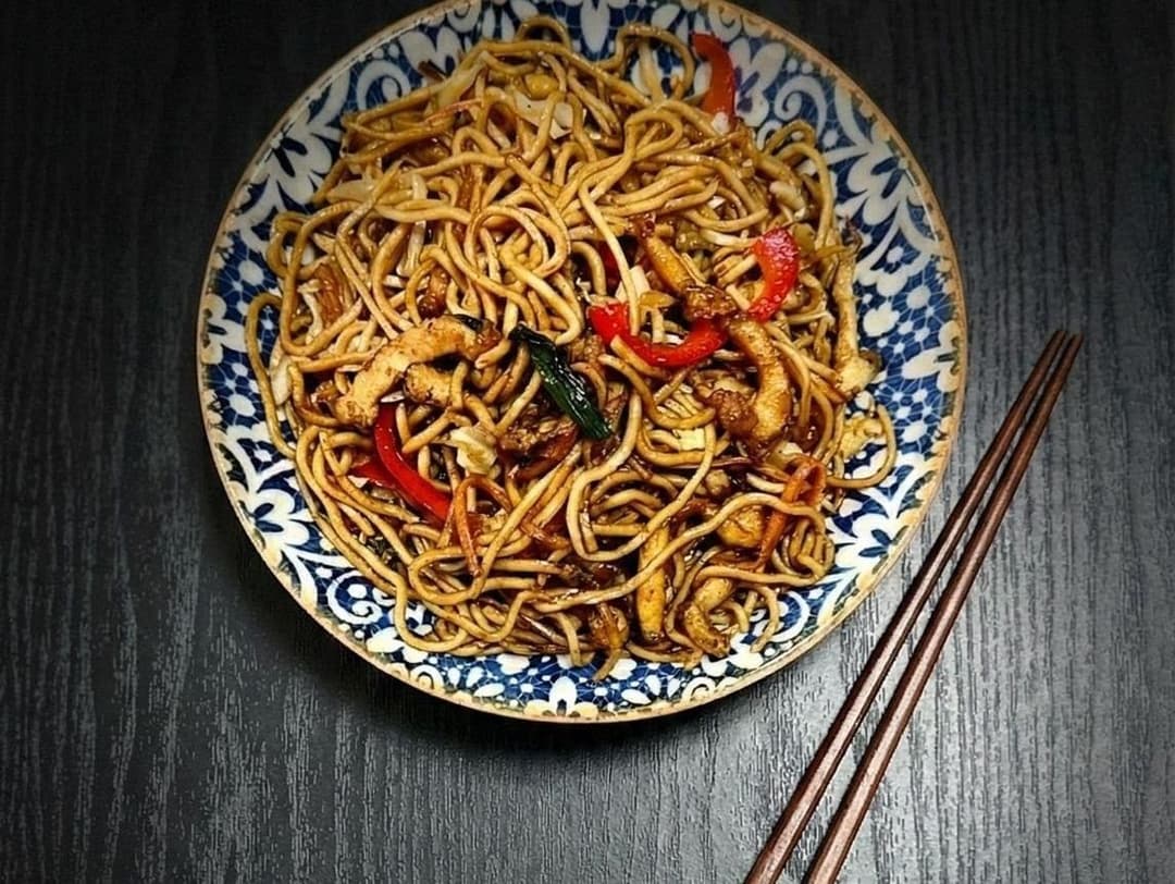 Wok tavada noodle