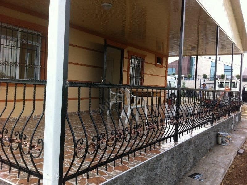 Ferforje veranda korkuluğu uygulaması