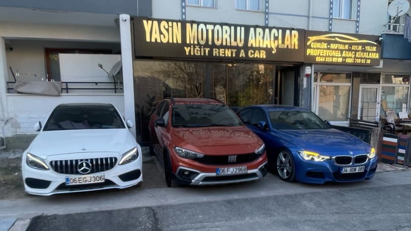 Yasin Motorlu Araçlar / Yiğit Rent a Car dükkân ve kiralık araç görünümü