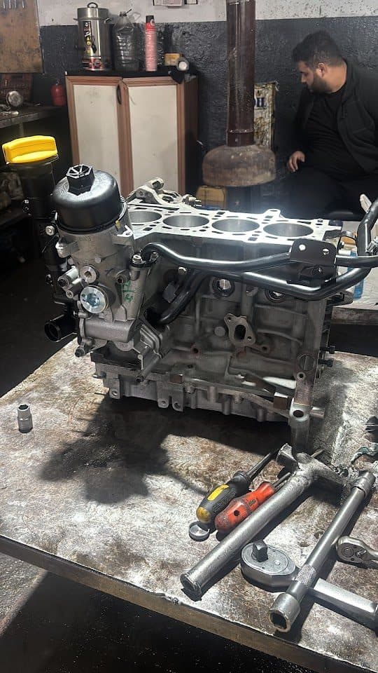 Atölyede motor tamiri
