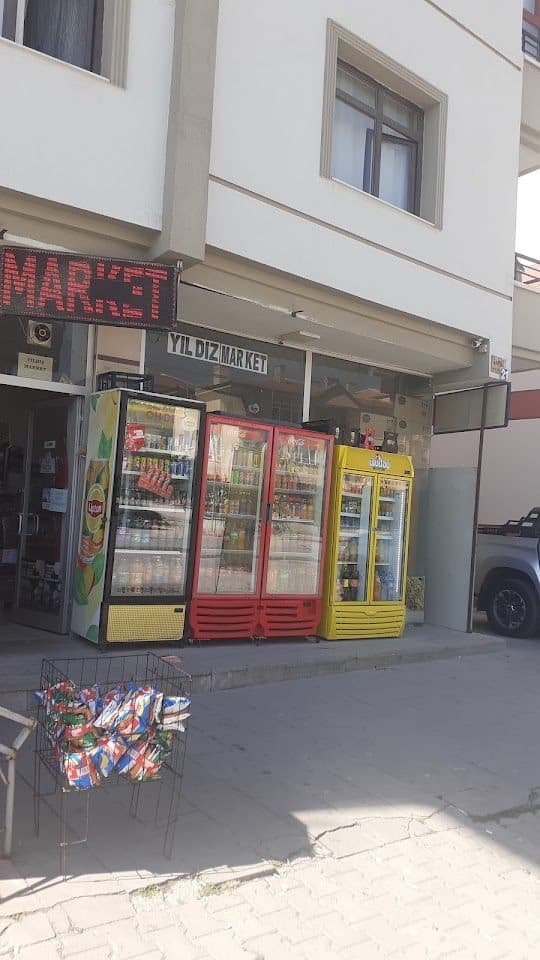 Yıldız Market dükkân görünümü