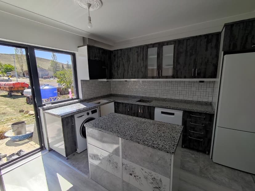 Granit mutfak tezgahı montajı