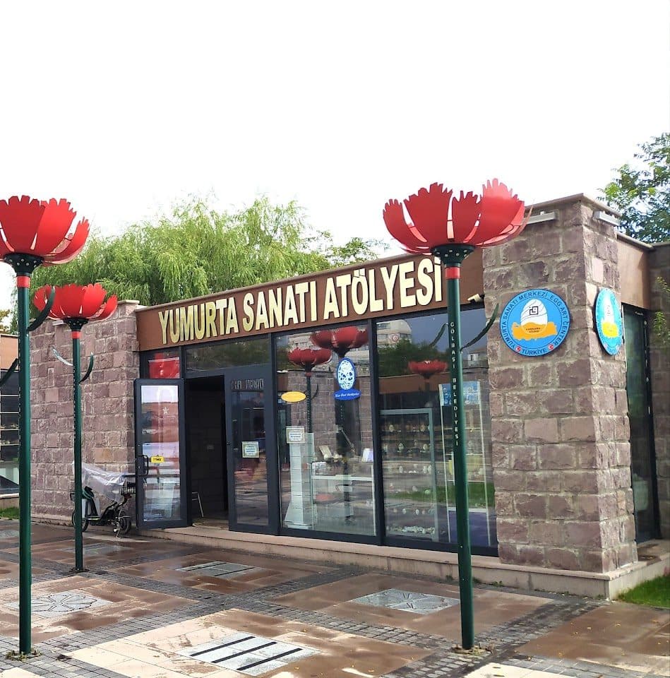 Yumurta Sanatı Atölyesi — dükkân cephesi (Gölbaşı Sahil Parkı)