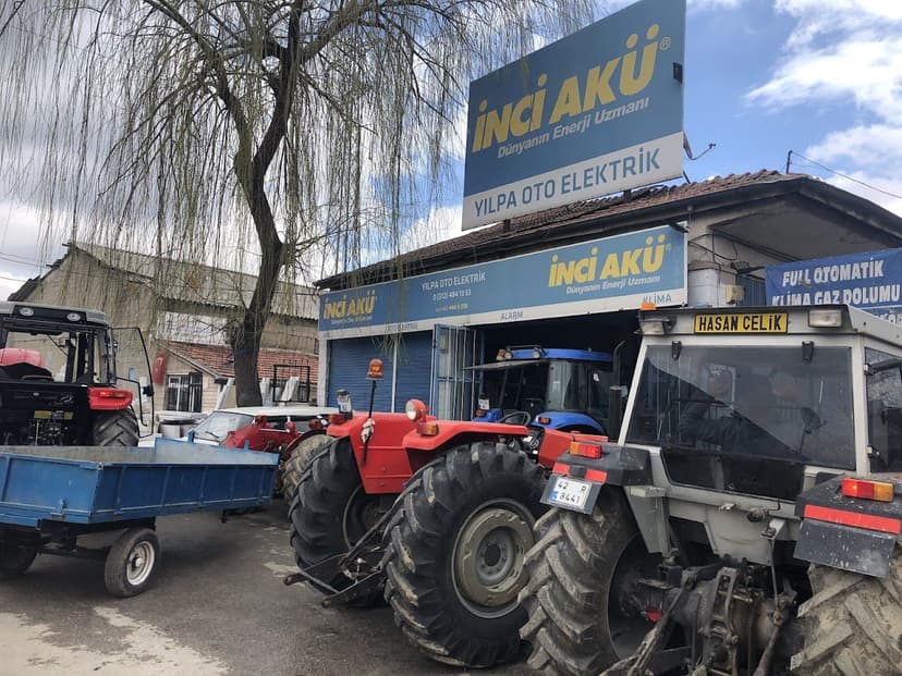Oto akü ve elektrik servisi