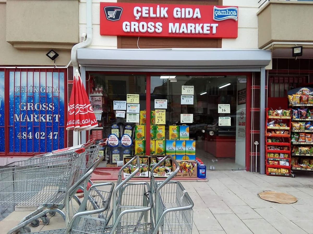 Çelik Gıda – Çelik Gross Market mağaza cephesi