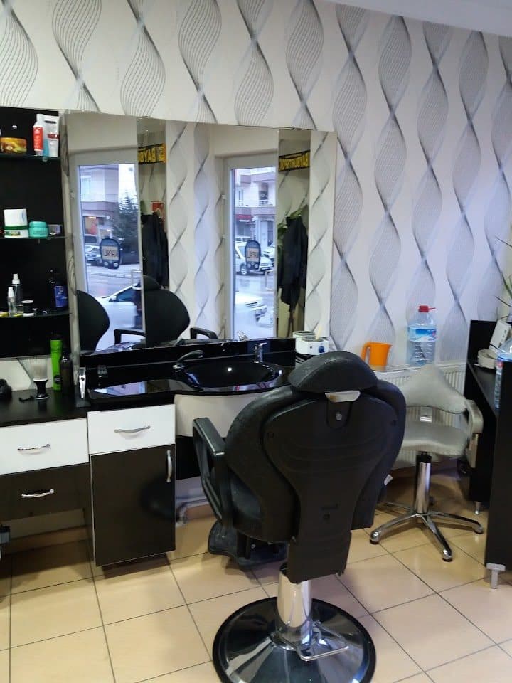 Salonumuzdan iç görünüm
