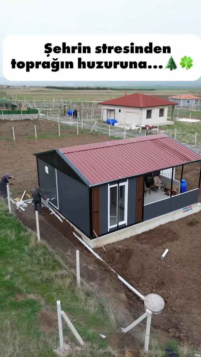Hobi bahçesinde yeni bahçe evi yerleşimi