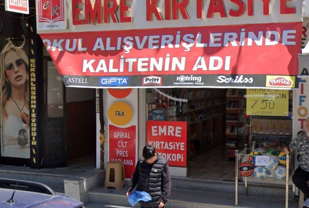 Emre Kırtasiye dükkân görünümü (Google Street View)