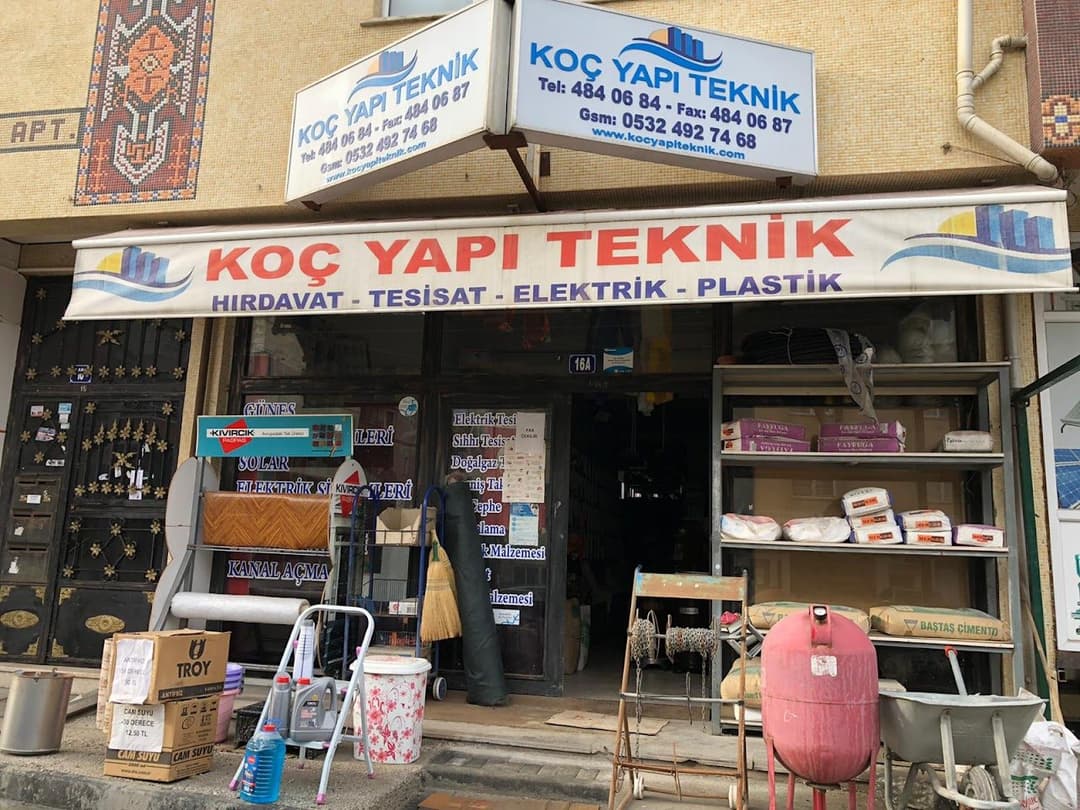 Koç Yapı Teknik Hırdavat dükkân cephesi (No:16A)