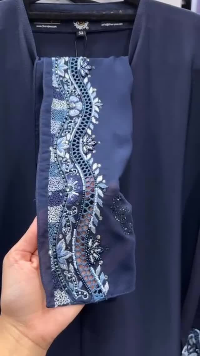 İşlemeli abaya kumaş detayı