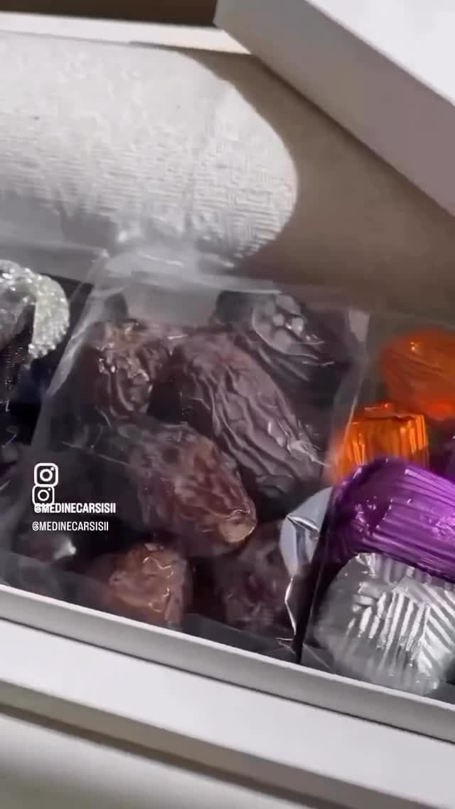 Çikolatalı hurma ve hediyelik kutu seçkisi