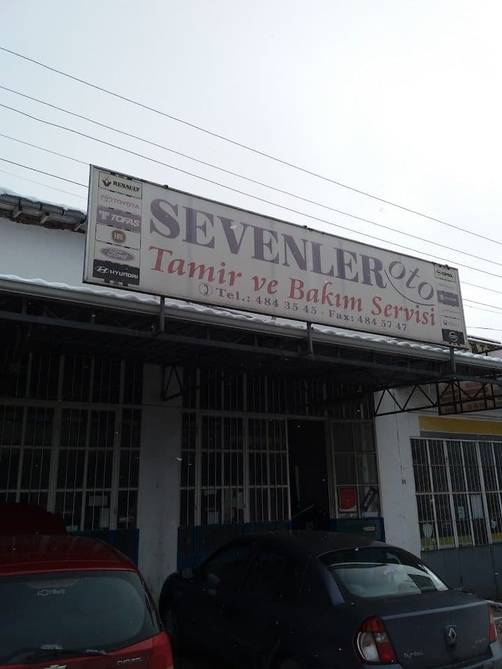 Sevenler Oto Tamir ve Bakım Servisi dükkân görünümü
