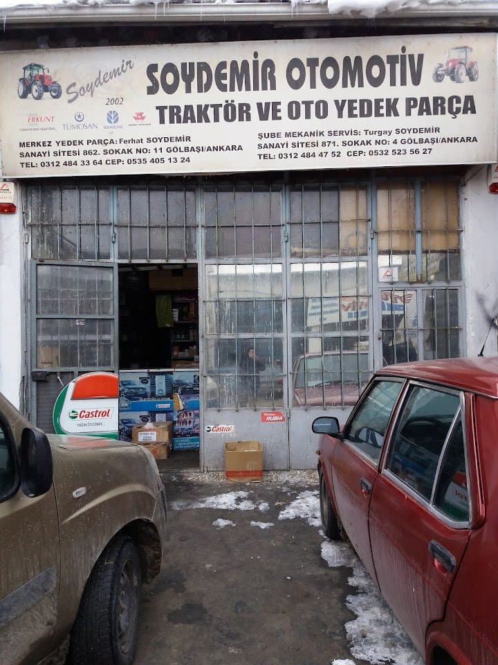 Soydemir Otomotiv dükkân görünümü - Traktör ve Oto Yedek Parça