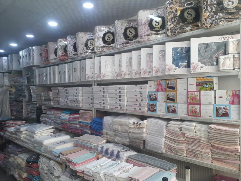 Çeyiz reyonu: nevresim, pike ve havlu takımları